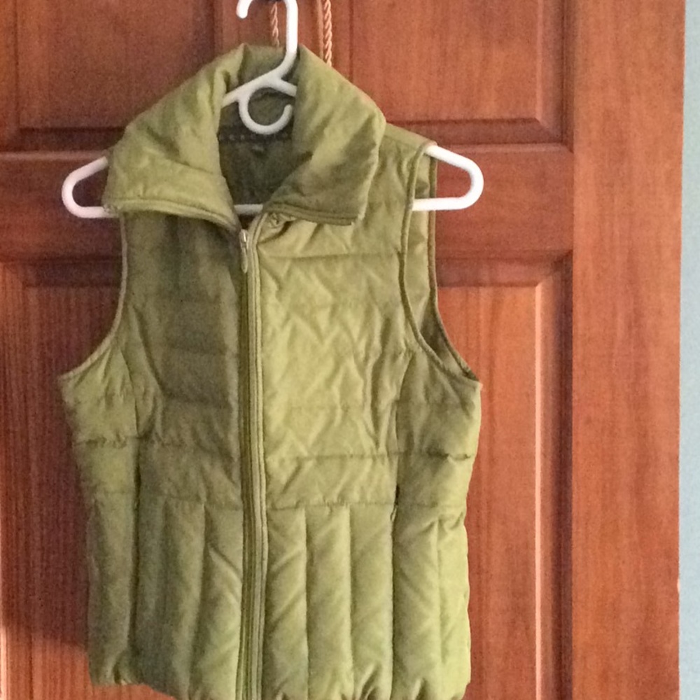 Kenneth Cole Down Vest - Picture 2 of 3